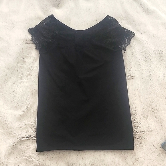 Lace Layering Short Sleeve Shirt. Size: S - Picture 1 of 6